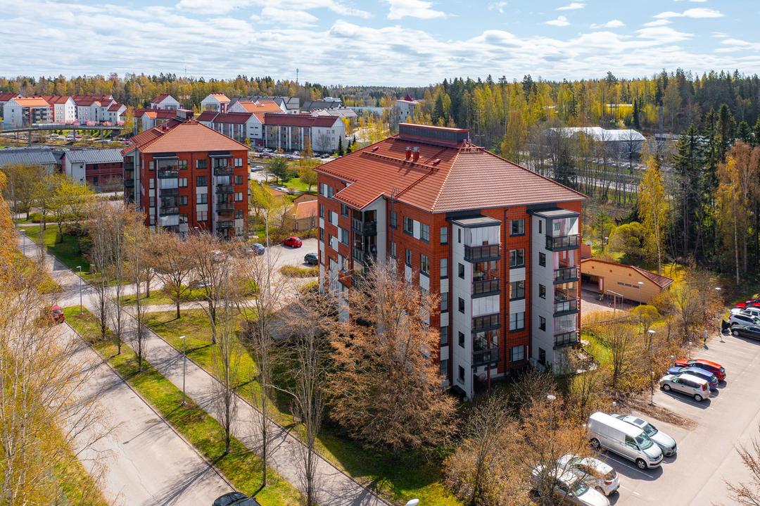 Höyläkuja 4